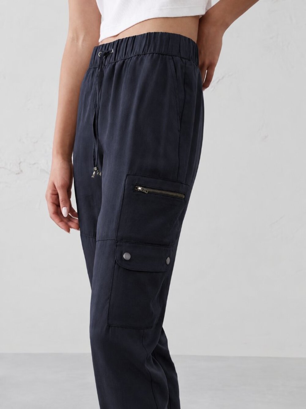 Banana Republic Factory Soft Cargo Tencel Jogger Pants M Navy